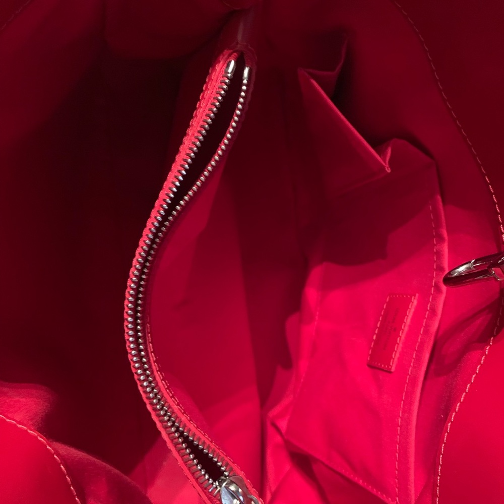 Louis Vuitton Passy in Red Epi - Picture 4 of 7